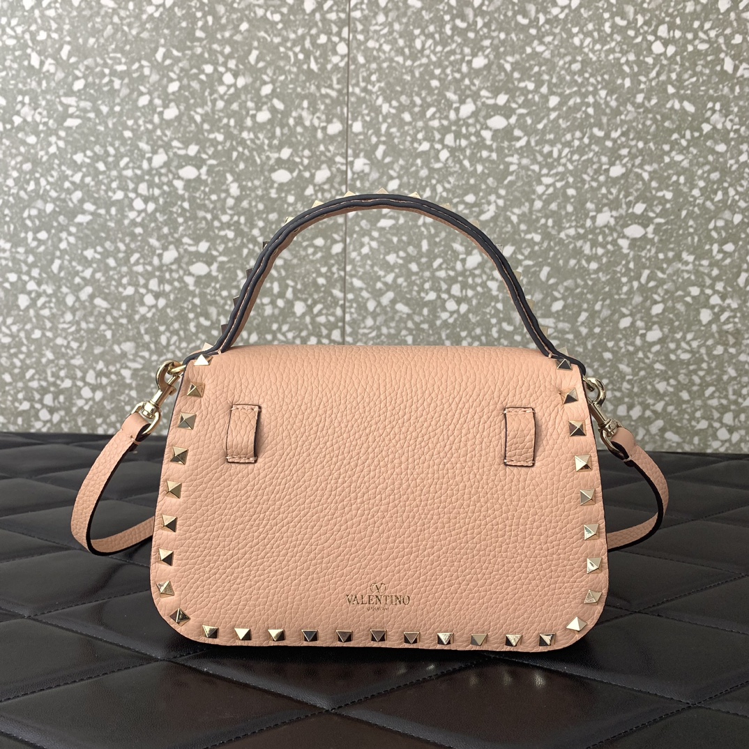 Valentino Garavani Rockstud Handbag Shoulder Bag in Nude Pink Grainy Calfskin